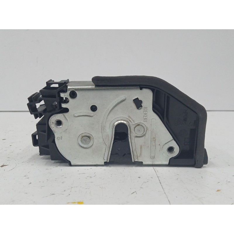 Recambio de cerradura puerta delantera izquierda para bmw serie 3 berlina (e90) 2.0 16v diesel referencia OEM IAM 7202143  
