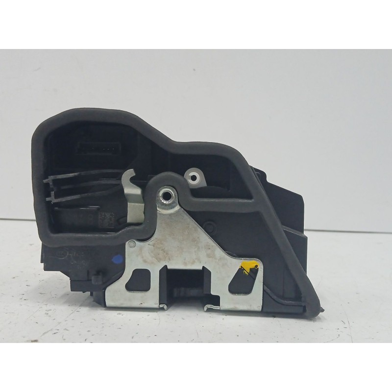 CERRADURA PUERTA TRASERA DERECHA