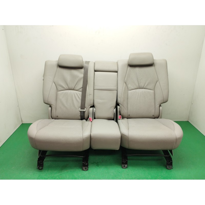Recambio de asientos traseros para lexus rx 3.3 v6 24v cat referencia OEM IAM   