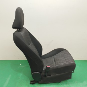 Recambio de asiento delantero izquierdo para toyota yaris (_p13_) 1.3 (nsp130_) referencia OEM IAM  OBSERVAR FOTO 