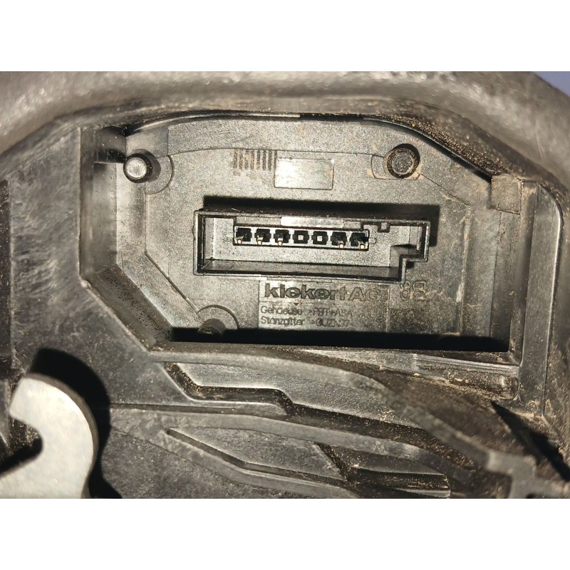 CERRADURA PUERTA TRASERA IZQUIERDA