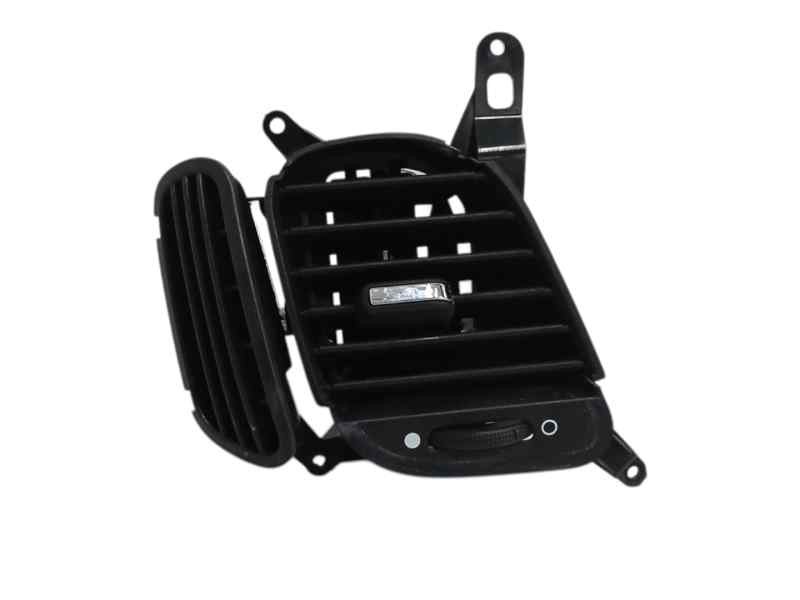 Recambio de rejilla aireadora para iveco daily furgón 2.3 diesel referencia OEM IAM 5801607539 LADO IZQUIERDO 