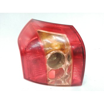 Recambio de piloto trasero izquierdo para toyota corolla (e12) 1.4 turbodiesel cat referencia OEM IAM 8156002301  