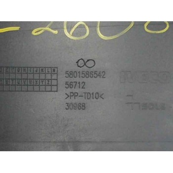 Recambio de moldura para iveco daily furgón 2.3 diesel referencia OEM IAM 5801586542  