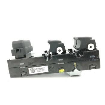 Recambio de mando elevalunas delantero izquierdo para kia stonic (yb) 1.0 t-gdi referencia OEM IAM 93570H8000WK  