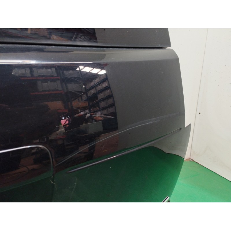 PORTON TRASERO OBSERVAR FOTOS