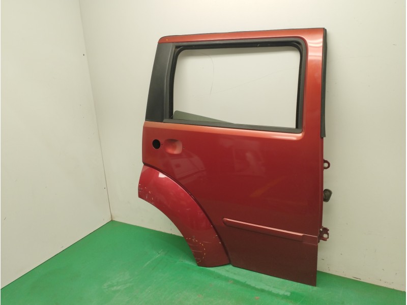 Recambio de puerta trasera derecha para dodge nitro 2.8 crd referencia OEM IAM 55360898AD OBSERVAR FOTOS 