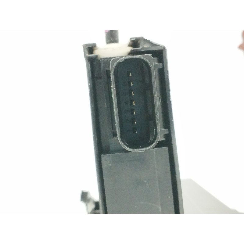 CERRADURA PUERTA TRASERA IZQUIERDA