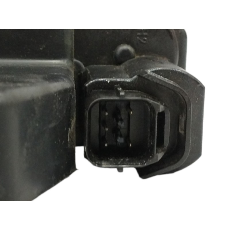 CERRADURA PUERTA TRASERA DERECHA