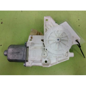 MOTOR ELEVALUNAS TRASERO DERECHO A2518200208 0130822280 