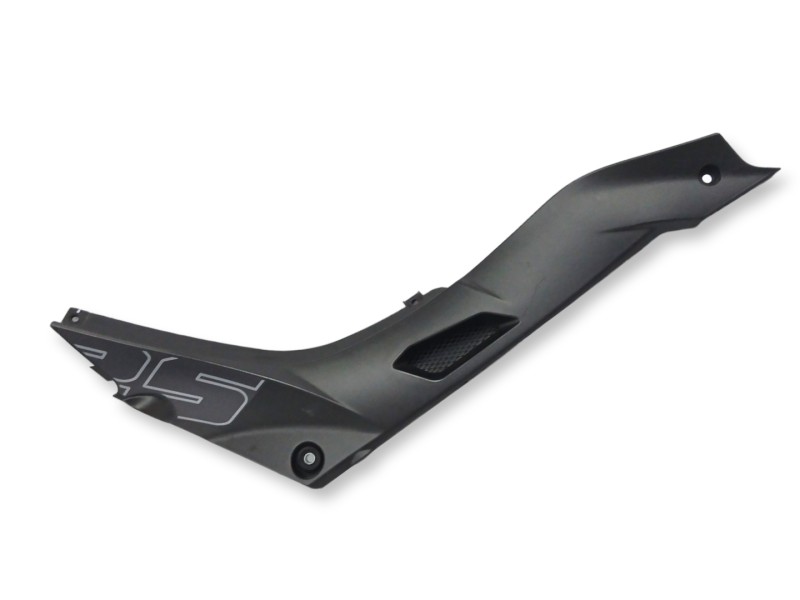 Recambio de carenado para benelli bn 125 bn 125 referencia OEM IAM 65602L290000 TRASERO DERECHO Recambio de carenado para benelli bn 125 bn 125 referencia OEM IAM 65602L290000 TRASERO DERECHO