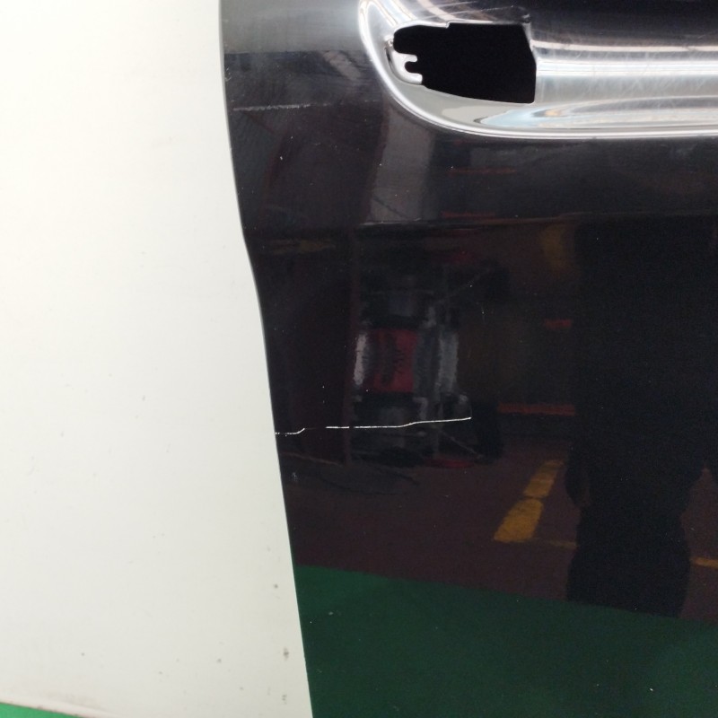 PUERTA DELANTERA DERECHA OBSERVAR FOTOS