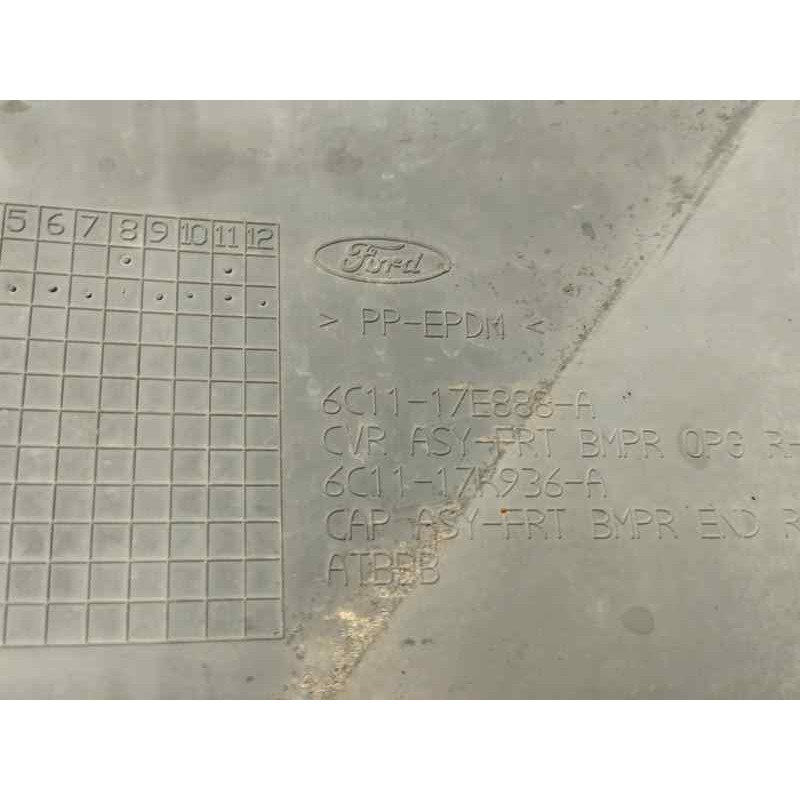 PUNTERA DELANTERA DERECHA DE PARAGOLPES