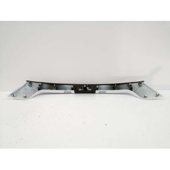 Recambio de moldura para ford kuga (cbs) referencia OEM IAM GJ54S43404A TRASERA PORTON BLANCO