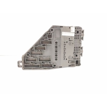 Recambio de caja reles / fusibles para mg serie 75 (j/rj) 2.5 v6 24v cat referencia OEM IAM YQE103111R  