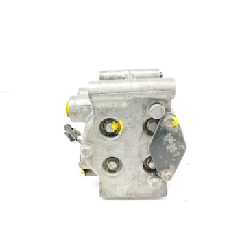 Recambio de compresor aire acondicionado para ford focus berlina (cak) 1.8 tddi turbodiesel cat referencia OEM IAM YS4H19D629AB 