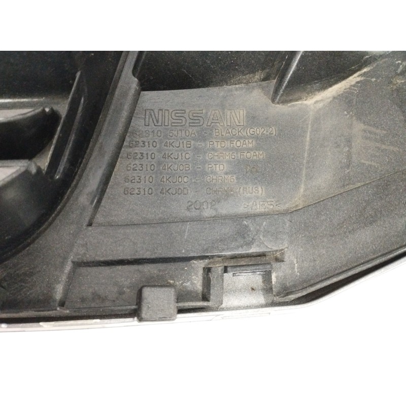 REJILLA DELANTERA PLATA