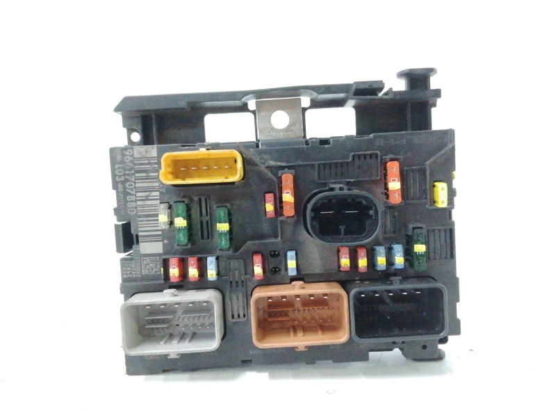 Recambio de caja reles / fusibles para citroën c2 1.4 hdi referencia OEM IAM 9661707880 BSML0300 
