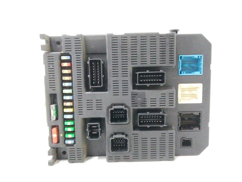 Recambio de caja reles / fusibles para citroën c2 1.4 hdi referencia OEM IAM 9664156780 BSI2004P10 