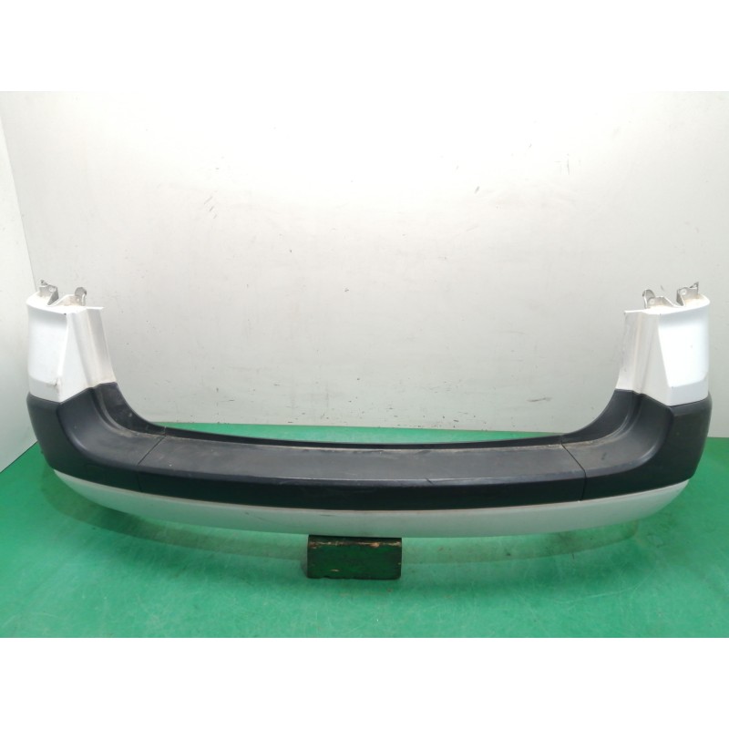 Recambio de paragolpes trasero para renault megane ii familiar 1.5 dci diesel referencia OEM IAM 8200141079 NECESITA REPARACION 