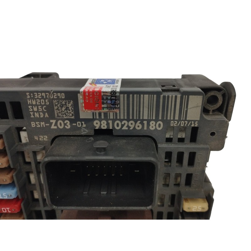 CAJA RELES / FUSIBLES