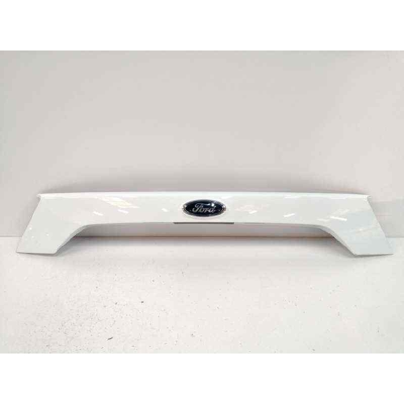 Recambio de moldura para ford kuga (cbs) referencia OEM IAM GJ54S43404A TRASERA PORTON BLANCO