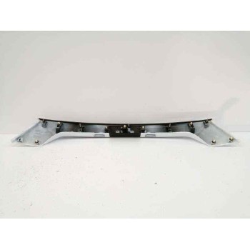 Recambio de moldura para ford kuga (cbs) referencia OEM IAM GJ54S43404A TRASERA PORTON BLANCO