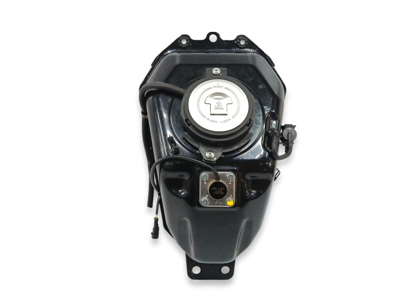 Recambio de deposito gasolina para benelli bn 125 bn 125 referencia OEM IAM 3307128 Recambio de deposito gasolina para benelli bn 125 bn 125 referencia OEM IAM 3307128