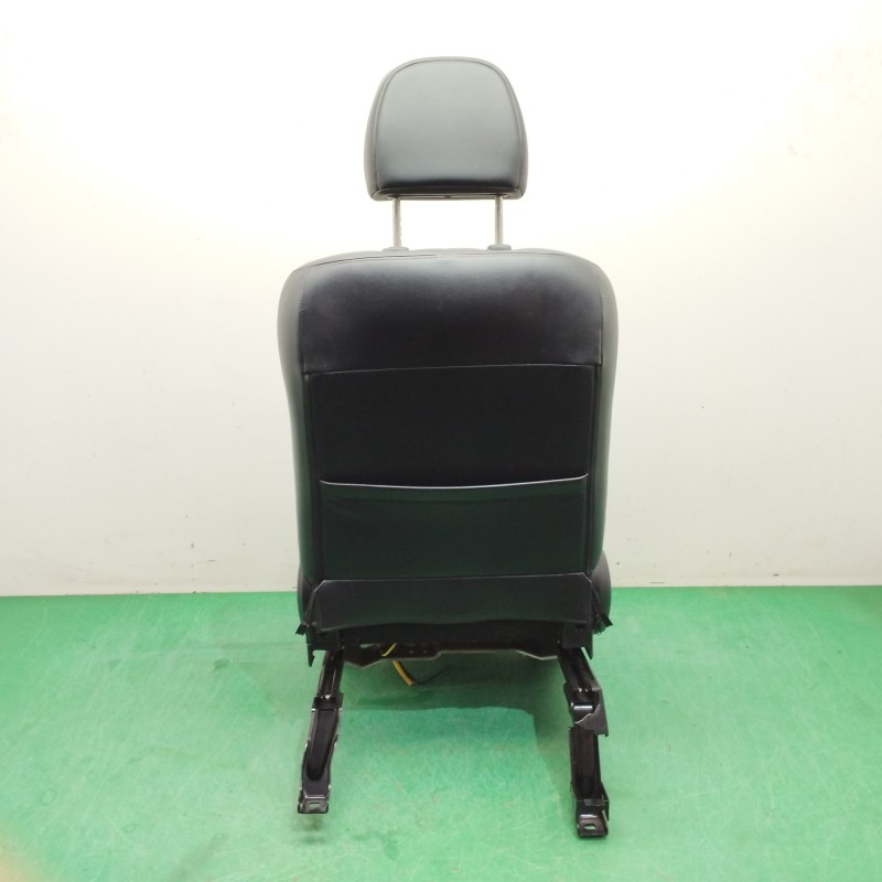 ASIENTO DELANTERO DERECHO