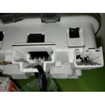 Recambio de luz interior para peugeot 308 gti referencia OEM IAM 96781445ZD  