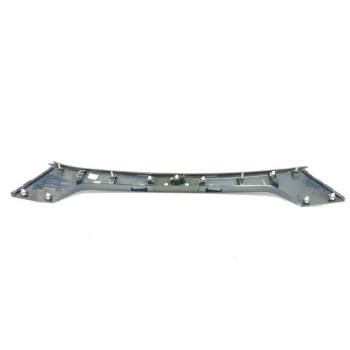 Recambio de moldura para ford kuga (cbs) referencia OEM IAM GJ54S43404A TRASERA PORTON AZUL