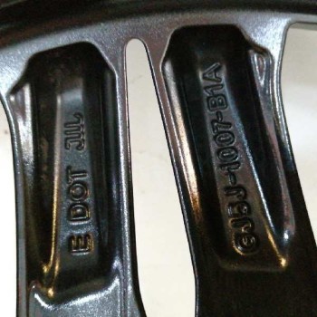 Recambio de llanta para ford kuga (cbv) 2.0 tdci cat referencia OEM IAM GJ5J1007B1A 8JX19H2 ET52,5 