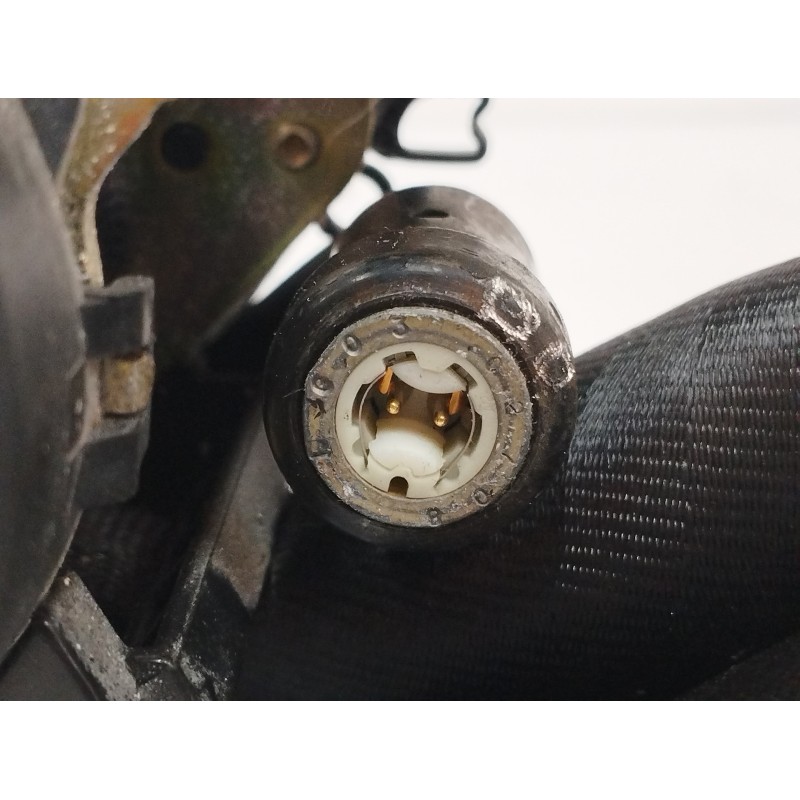 CINTURON SEGURIDAD DELANTERO DERECHO