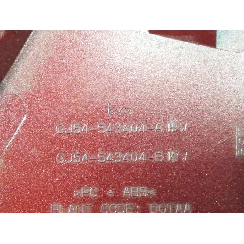 MOLDURA TRASERA PORTON GRANATE OBSERVAR FOTOS