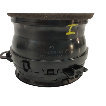 Recambio de rejilla aireadora para toyota yaris 1.5 16v cat referencia OEM IAM 5556862280 LADO IZQUIERDO 