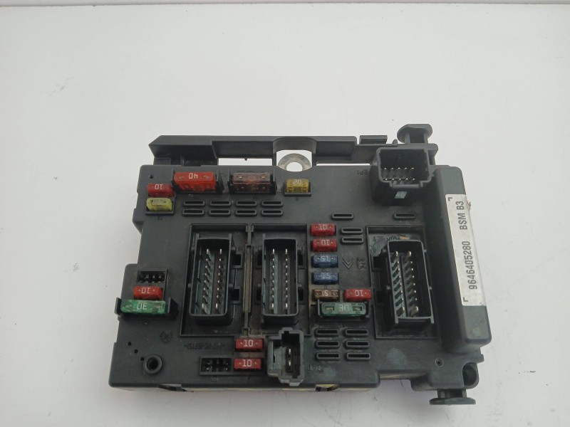 Recambio de caja reles / fusibles para peugeot 206 cc 1.6 16v cat referencia OEM IAM 9646405280  