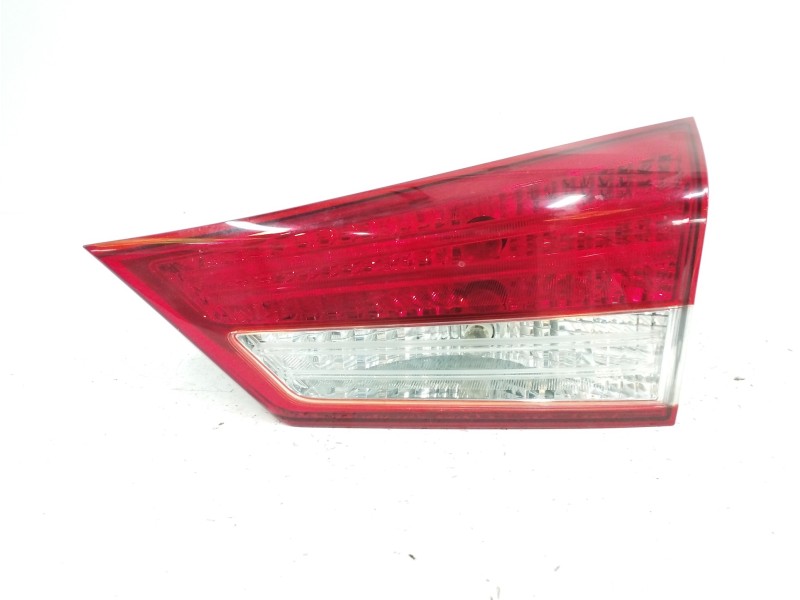 Recambio de piloto trasero derecho interior para hyundai ix20 1.4 cat referencia OEM IAM 924041K0 Recambio de piloto trasero derecho interior para hyundai ix20 1.4 cat referencia OEM IAM 924041K0