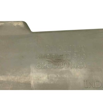 Recambio de paragolpes trasero para renault trafic combi (ab 4.01) 1.9 diesel referencia OEM IAM 8200200610 8200201431 