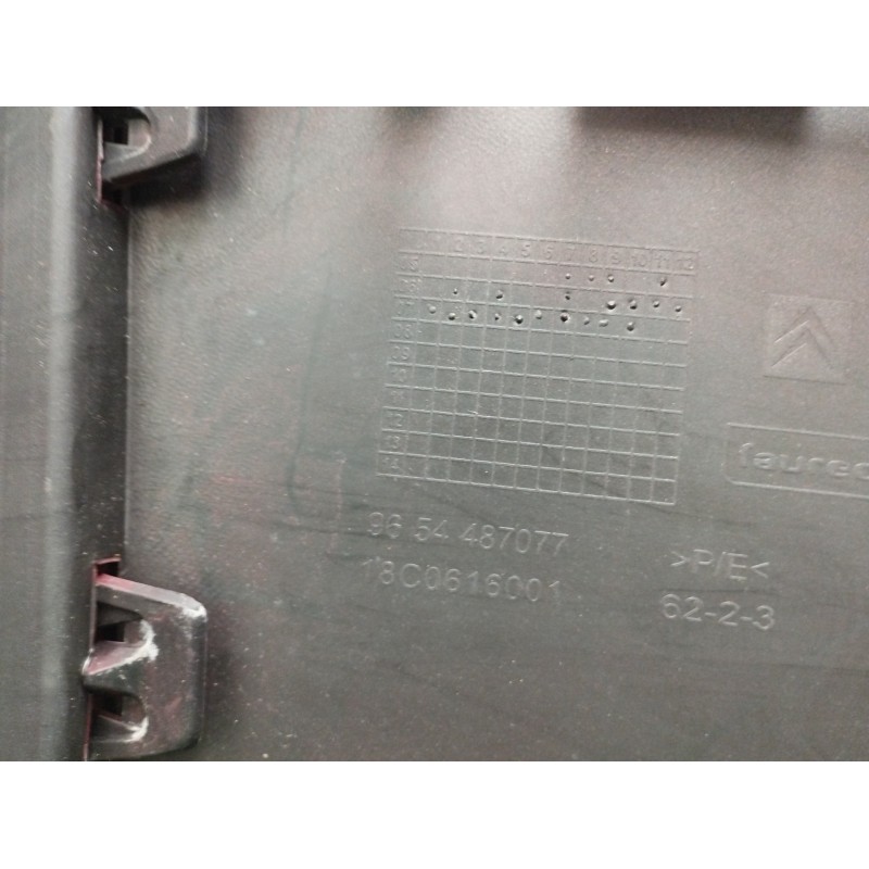 PARAGOLPES TRASERO OBSERVAR FOTOS