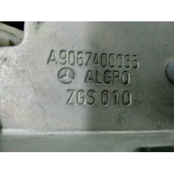 Recambio de cerradura puerta trasera derecha para volkswagen crafter combi (2e) combi 35 batalla corta referencia OEM IAM A90674