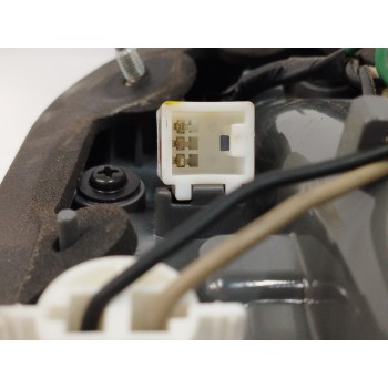 Recambio de piloto trasero izquierdo interior para hyundai ix20 1.4 cat referencia OEM IAM 924031K0  