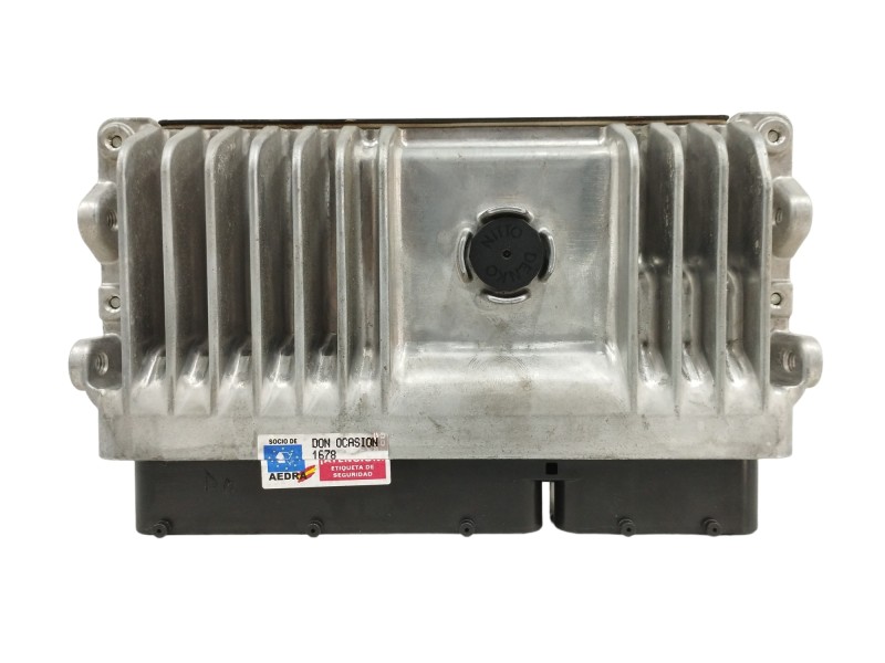 Recambio de centralita motor uce para toyota yaris 1.5 16v cat referencia OEM IAM 896610U140 MB2762002422 