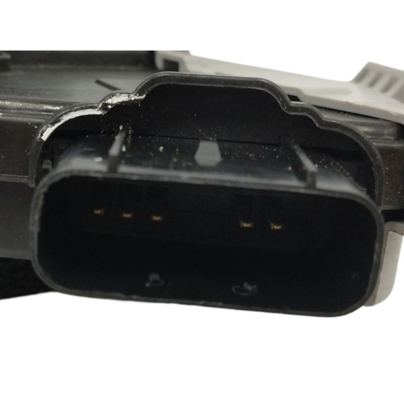 CERRADURA PUERTA TRASERA DERECHA