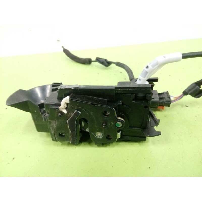 Recambio de cerradura puerta delantera derecha para peugeot 308 gti referencia OEM IAM 9810309380  