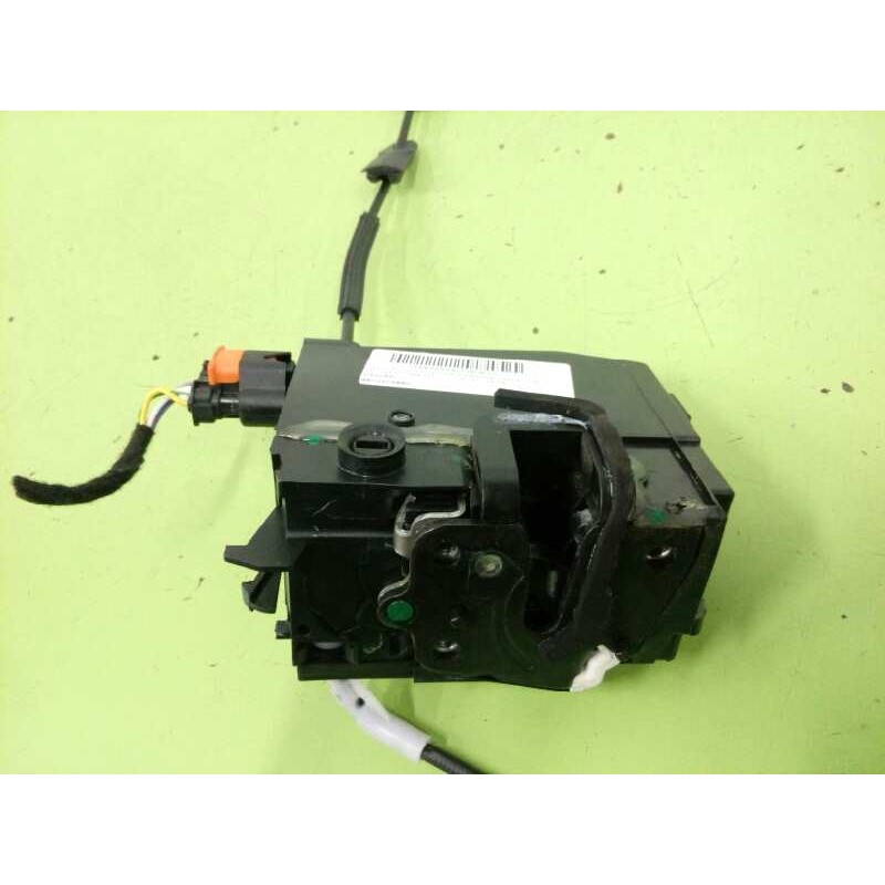 CERRADURA PUERTA TRASERA DERECHA