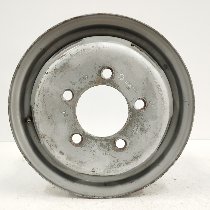 Recambio de llanta para nissan trade referencia OEM IAM 081050133C 5JX15 5H 5X160