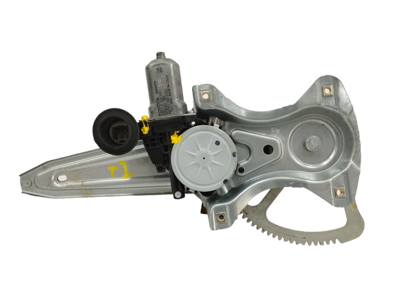 Recambio de elevalunas trasero izquierdo para toyota yaris 1.5 16v cat referencia OEM IAM 698400D220 857100D100 