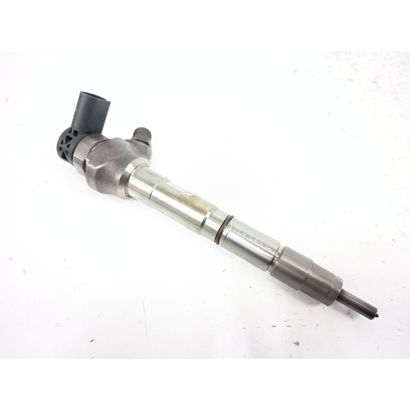 Recambio de inyector para seat leon st (5f8) 2.0 tdi referencia OEM IAM 04L130277AC 0445110469 