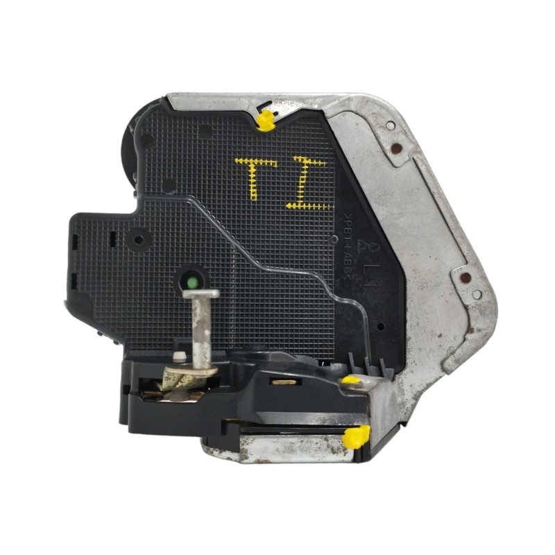 CERRADURA PUERTA TRASERA IZQUIERDA 6906060070
