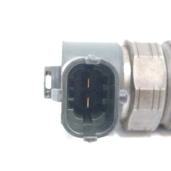 Recambio de inyector para kia cee´d hatchback (ed) 1.6 crdi 115 referencia OEM IAM 0445110255  